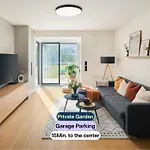 Beta Home - Free Garage, Air Condition, Garden, At Metro, 2Nd Parking On Request